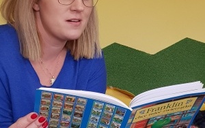 Czytanie na dywanie (5)