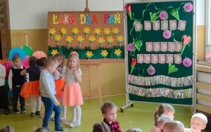 Dzień  Kobiet  (1)