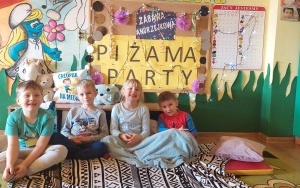 Piżama Party (6)