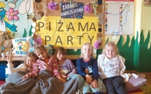 Piżama Party (8)
