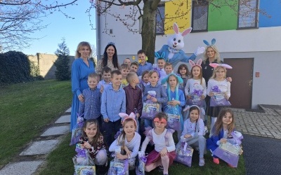 Śniadanie wielkanocne i spotkanie z Zajączkiem (7)