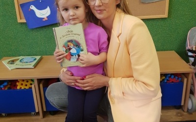 Czytanie na dywanie (5)