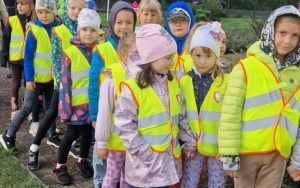Wycieczka do Kontenerowej Szkółki Leśnej w Nędzy - Jeżyki i Sówki (1)