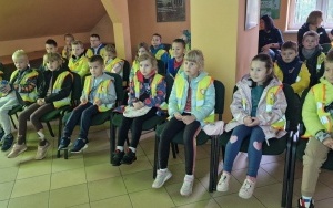 Wycieczka do Kontenerowej Szkółki Leśnej w Nędzy - Jeżyki i Sówki (3)