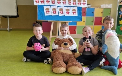 Dzień Pluszowego Misia - Jeżyki (4)