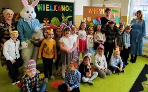 Spotkanie Pingwinków z Zajączkiem (5)