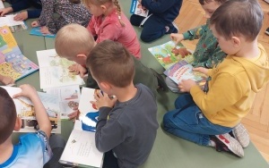 Wyjście do biblioteki (4)