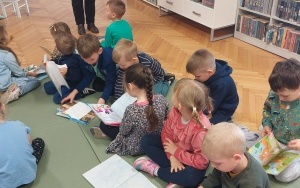 Wyjście do biblioteki (5)